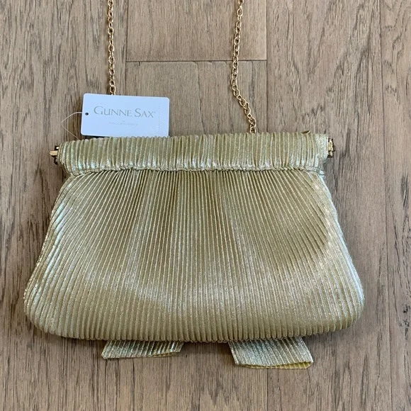 Gunne Sax by Jessica McClintock Vivienne Bow Clutch - Picture 6 of 10